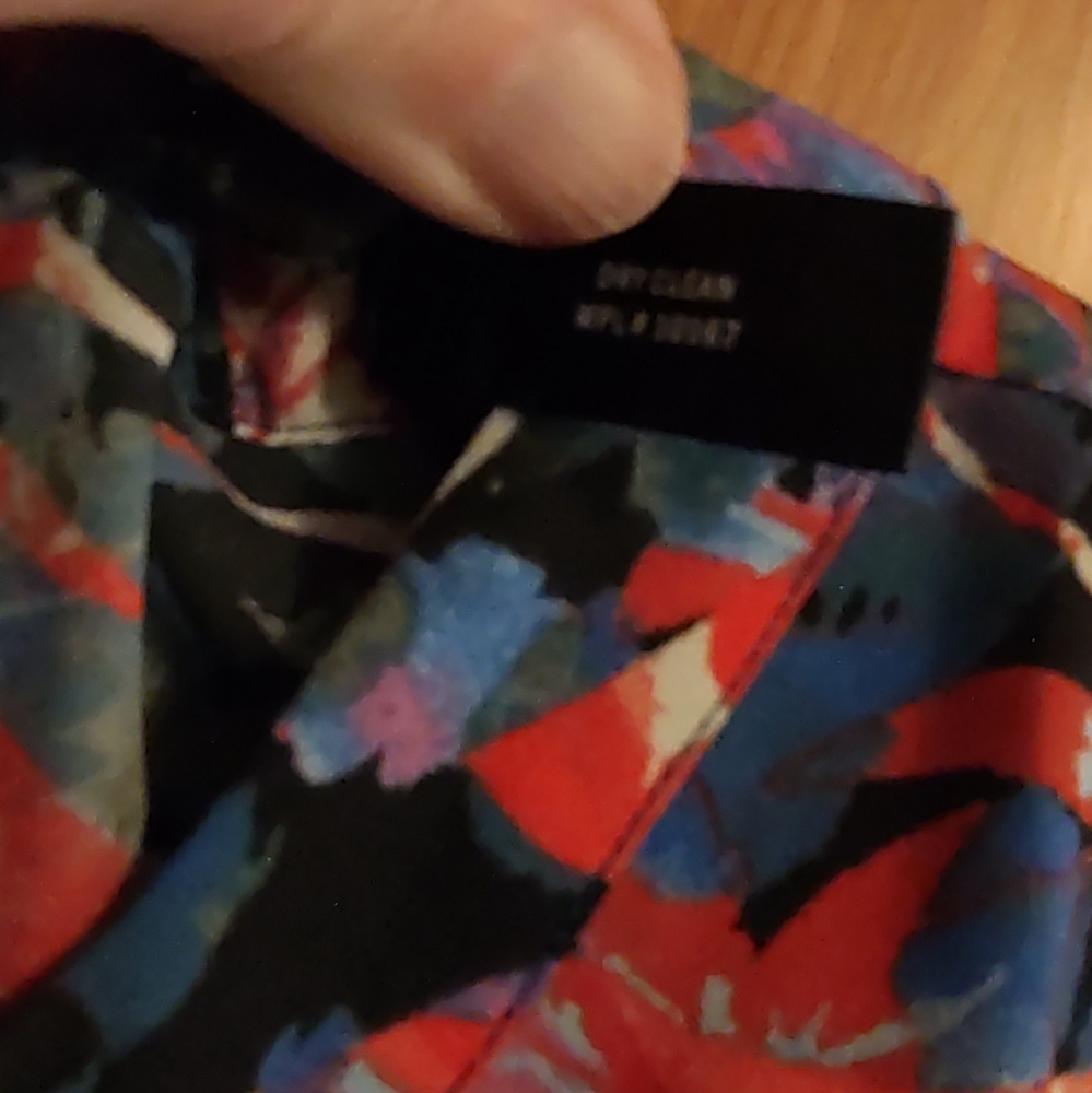 Short-sleeved floral dress by Aqua. XS. - Picture 5 of 7